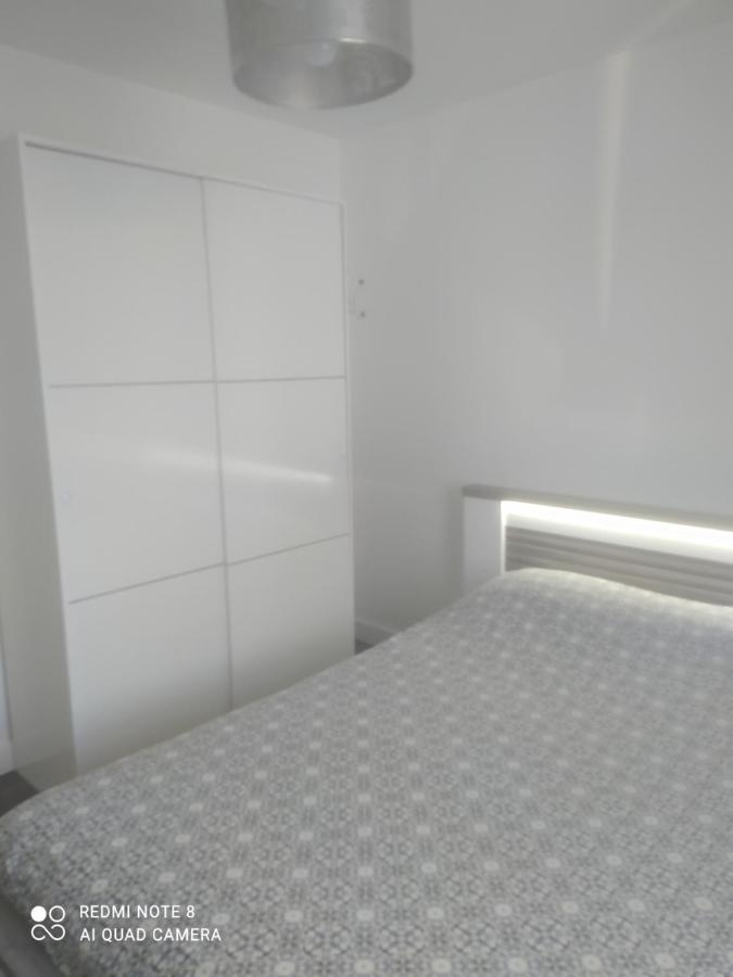 Chambre D'Hotes Chez Sandrine Guîtres Zewnętrze zdjęcie