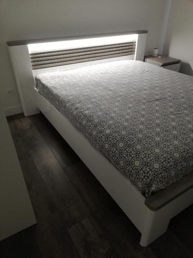 Chambre D'Hotes Chez Sandrine Guîtres Zewnętrze zdjęcie